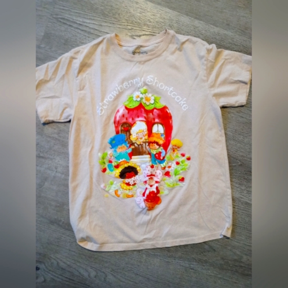 Strawberry shortcake t shirt
